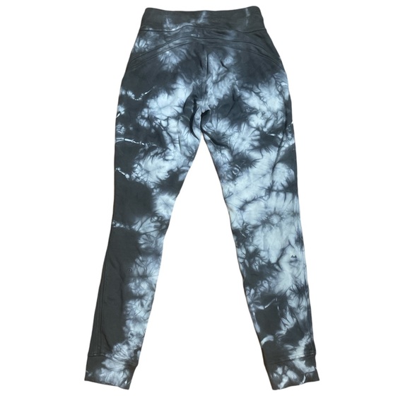 Lululemon Warm Down Jogger Earth Dye Stone Size 2 - Picture 2 of 7